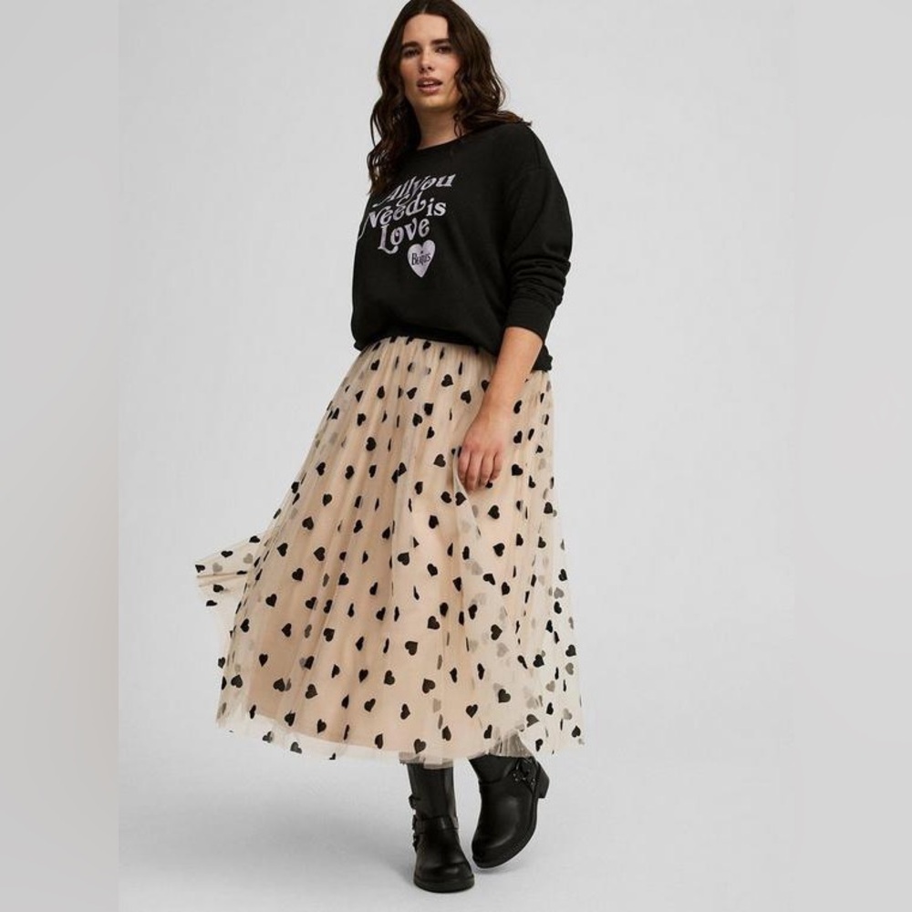 Torrid A-line Tea Length Tulle Skirt Size 2x Heart Print - Picture 15 of 15